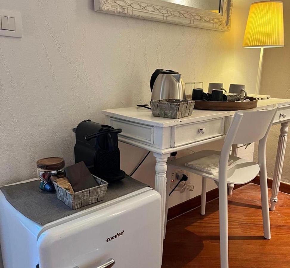 Apulia Journey - Manzoni 11 Hotel Bari Ngoại thất bức ảnh
