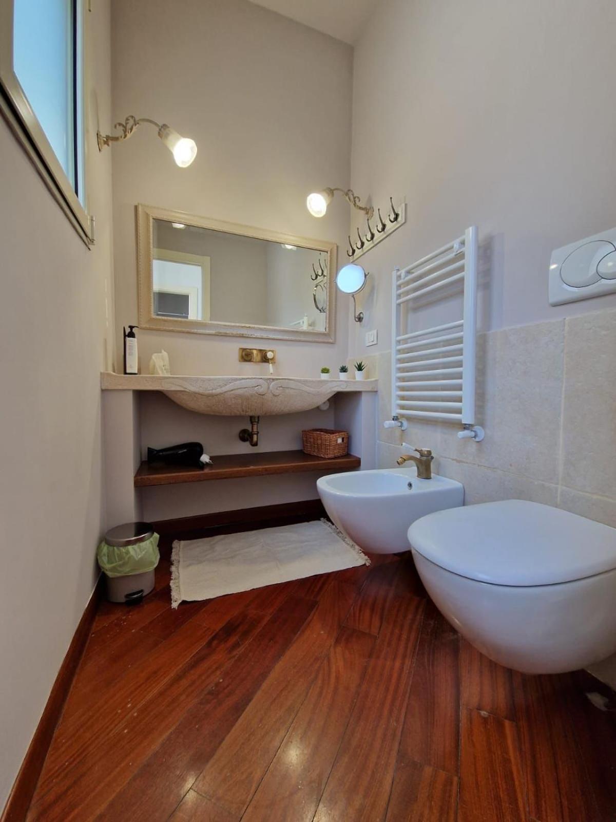 Apulia Journey - Manzoni 11 Hotel Bari Ngoại thất bức ảnh